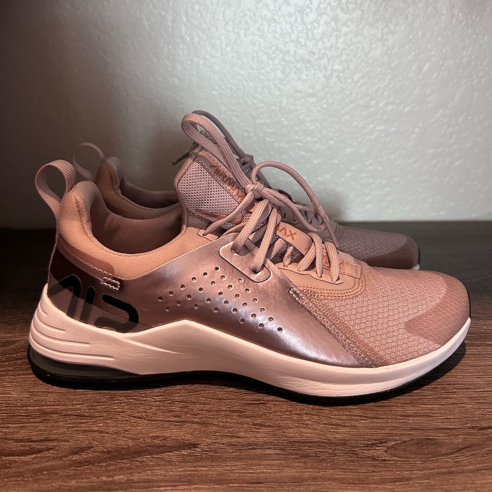 Nike Air Max Bella TR 3 - Rose Gold - Women’s